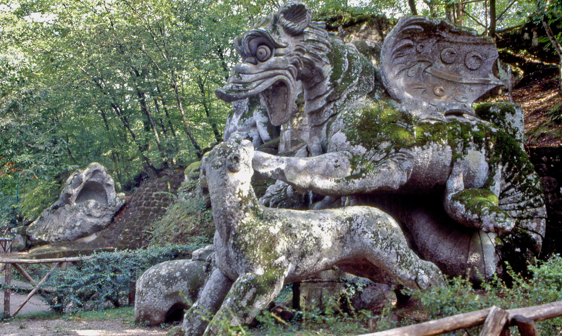 Sacro Bosco di Bomarzo – Drago Terme di Papi, Viterbo