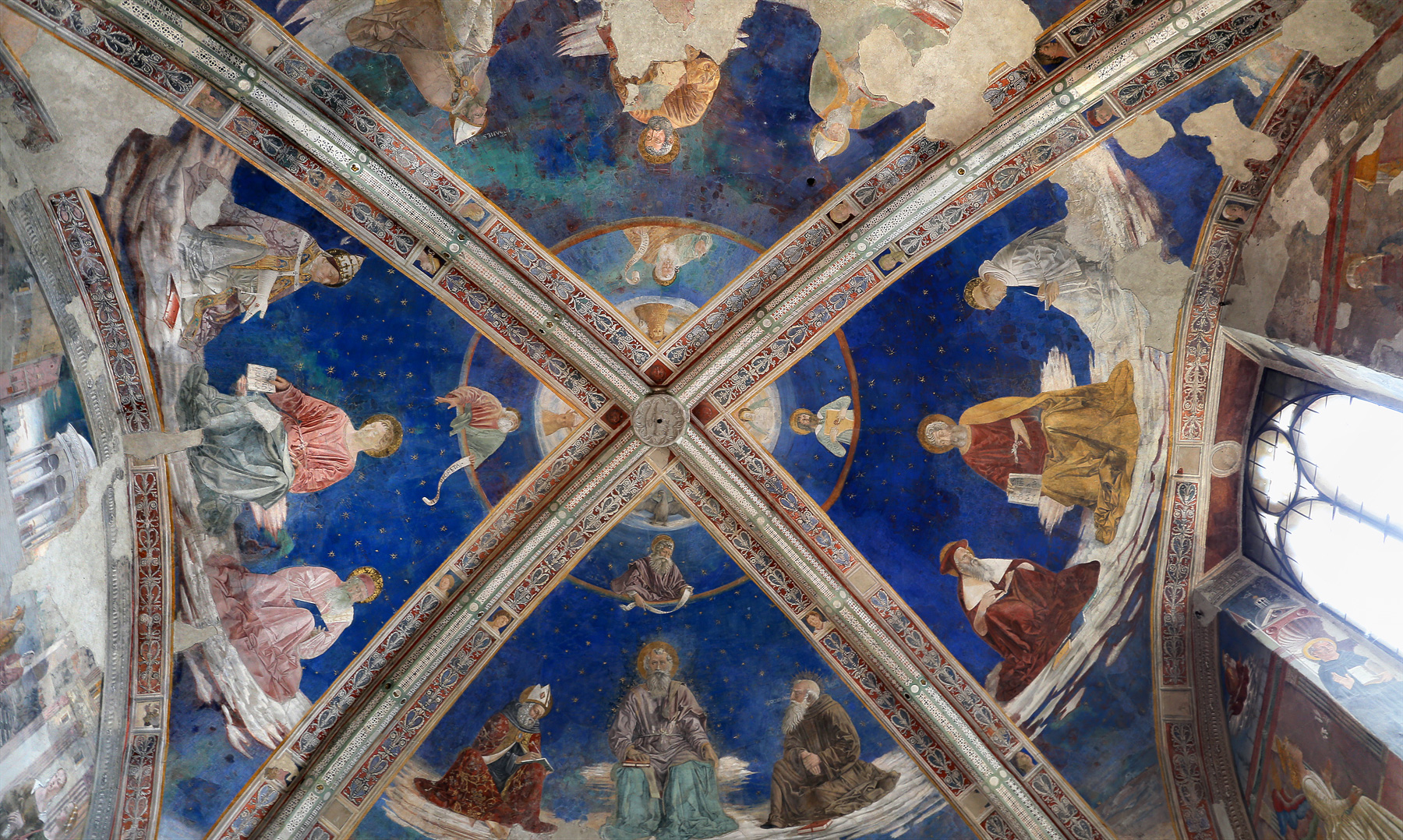 Volta affrescata della cappella Mazzatosta Terme di Papi, Viterbo